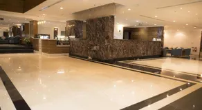 Hola Hotel - Image 3