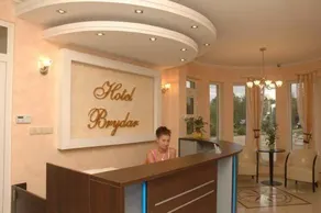 Brydar with Sauna, Swimming Pool and Jacuzzi - Image 4
