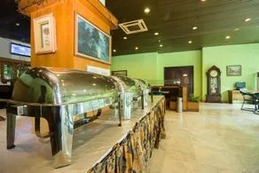 Alpine Hotel - Image 2