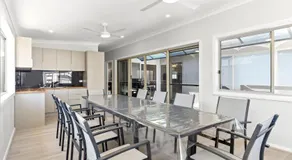 Suitable for Large Groups - Near Beach - Family Friendly - Image 4