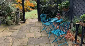 Thistle Lodge - Quiet Garden lodge with off road parking - Image 4