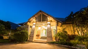 Baan Talay See Cream Resort - Image 2