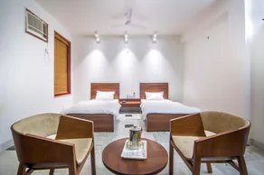 Hotel Bhakti Dhama - Image 4