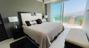Condominio con las mejores vistas de la bahía - Image 2