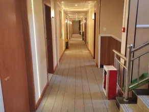 Home Inn Huaxuan Hotel (Yufeixiang Junyue Branch) - Image 5
