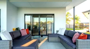 Caves Beach Getaway - Image 4