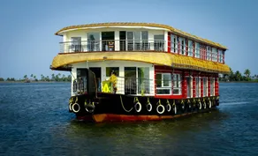 ECO Houseboat - Image 2