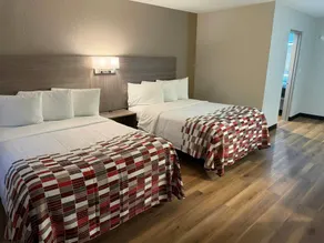 Red Roof Inn Kokomo  - Image 5