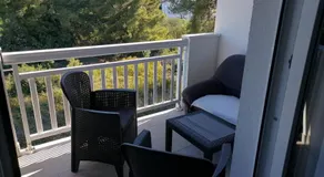 Appartement de vacances avec terrasse et barbecue | Vue sur l'eau - Image 3