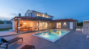 Villa Casa Mara mit beheiztem Pool - Image 3