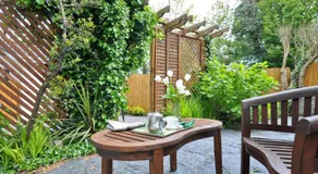 Ash Grove House - Image 3