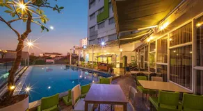 Whiz Prime Hotel Hasanuddin Makassar - Image 2