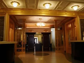 Imperial Court Hotel - Image 2