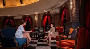 Paxtonz Urban Luxe Walk to Mall! Free WiFi & Pool - Image 4
