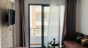 Luxus-Apartment mit Poolblick - Image 2