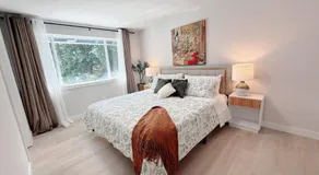 Designer 3BR Home 18 Min to Airport - Image 2