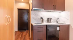 RVR Smart Apartments Riga with Free Parking and Self Check-in - Image 3
