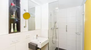 MAVO Hospitality Stuttgart Bismarckstrasse - Image 5