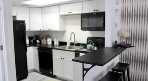 Upgraded Condo Close to All the Tempe Action - Image 3