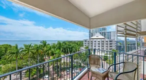Recharge in Two Oceanview Adjacent Apartments - Image 3