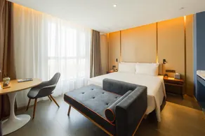 Atour Hotel Changchun Ecological Square - Image 2