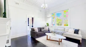 Stunning Heritage House - Chatswood Mall & Station - Image 3