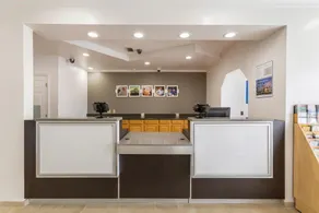 Motel 6 Englewood - Image 3