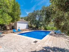 Farmhouse in Andalusia near Tinosa Peak - Image 3