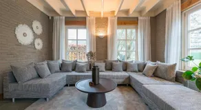 Boxtel Farmstay w Free Parking, Lake View & Space - Image 2