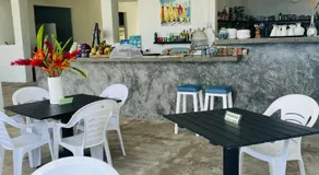 Banana Bay Beach Club - Image 3