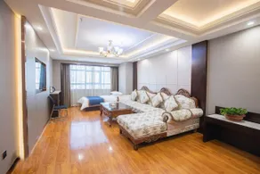 Cathay Grand Hotel - Image 2