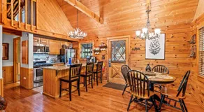 Whispering Pines- Hot Tub- Pool Table- Pet Friendly- EV Charger - Image 4