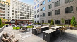 Luxury Apartments by Hyatus Center City - Image 3
