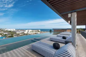 Punto Nima  Luxury Condos - Image 2