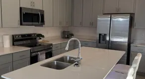 Modern Villa Home Near Disney and Lego Land! - Image 4