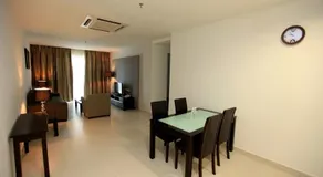 Merdeka Suites Hotel - Image 3