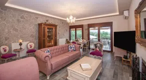 Ariadni di Olivio Villa - Image 2