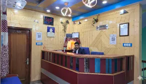 Hotel Tirupati Inn Hill View - Image 4