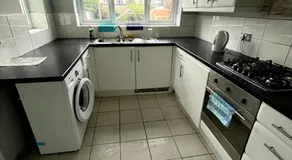 Fenia Estate - Image 4