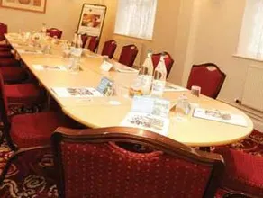 The Three Swans Hotel, Market Harborough, Leicestershire - Image 5