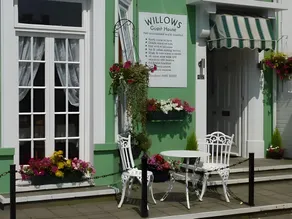 Willows Guest House - Image 3