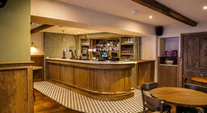 Cross Pipes Tavern and Rooms - Image 5