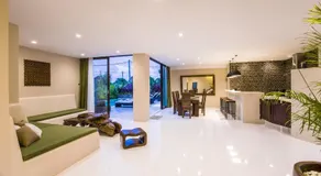 14 Palms - Image 3