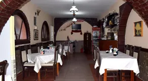 Hotel Central - Image 4
