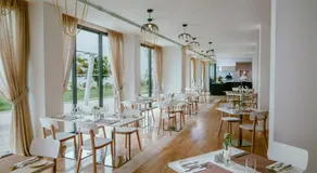 Lebay Beach Hotel - Image 4
