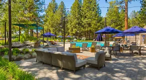 Alpine Studio at Mount Bachelor Village Resort with Pool and Hot Tub - Image 2