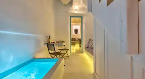 Mykonian Mews Luxury Suites - Image 2