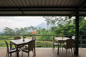 Royal Hotel and Outbound Trawas - Image 2