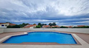 Maisonnette familiale climatisée dans résidence avec piscine - Image 3