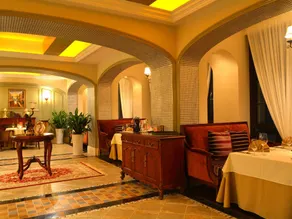 IBIS Leshan City Center Hotel - Image 2